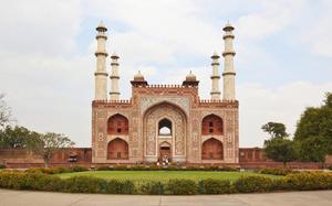 Exterior de la Tumba de Akbar