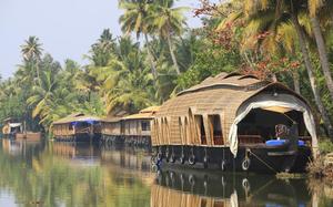 Casa flotante en Kumarakom
