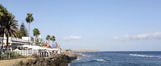 Viajes a Playa de Mog?n