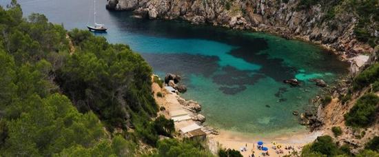 Viajes a Cala Gracio