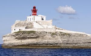 Faro de Bonifacio