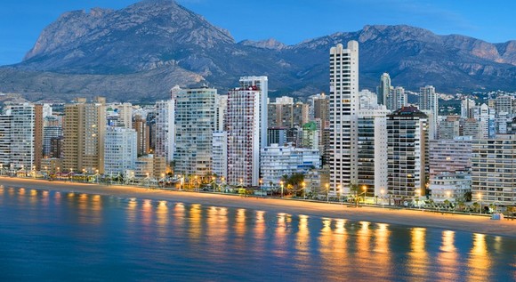 Vuelo+Hotel a Benidorm