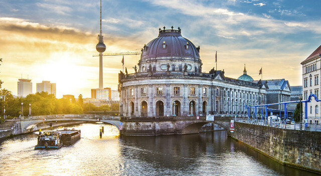 Ruta de Frankfurt a Berlin: Viaje Germano 4
