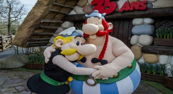 Escapada al Parc Asterix en Hotel Golden Tulip Roissy Saint Witz
