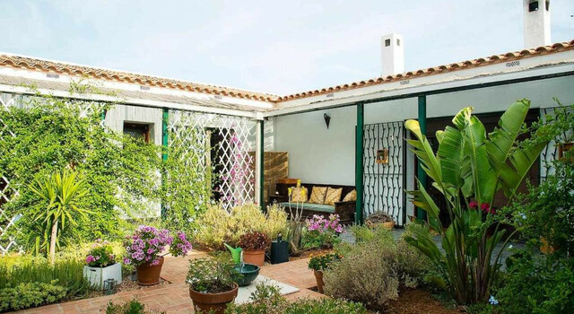 Enoturismo y Relax en B&B Masia Aitona 5