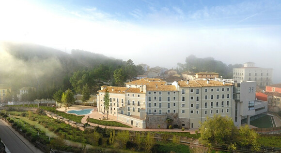 Tu Oasis de Relax en el Hotel Balneario Alhama de Aragon