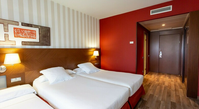 Diviertete en el Parque Warner Madrid y alojate en Hotel Las Artes 5