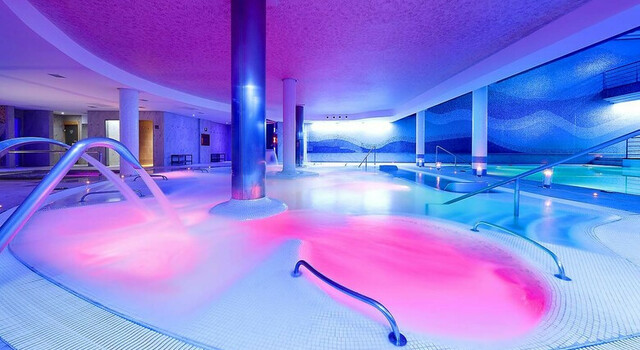 Sumergete en el Placer en Hotel Exe Estepona Thalasso & Spa 4
