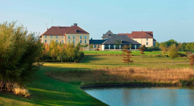 Disneyland� Paris a tu aire en Hotel Campanile Val De France con entradas 4