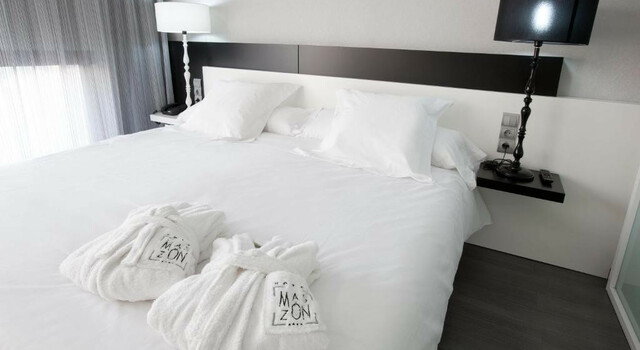 Esc�pate al Hotel Masmonz�n y Su Castillo Templario 5