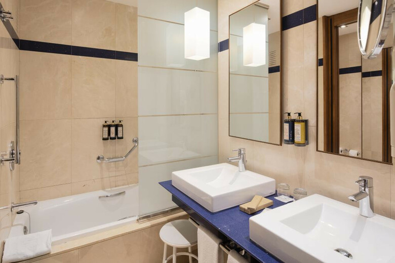 Eurostars Hotel De La Reconquista