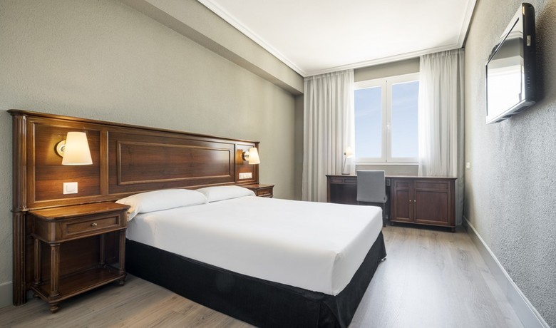 Hotel Ilunion Las Lomas M�rida