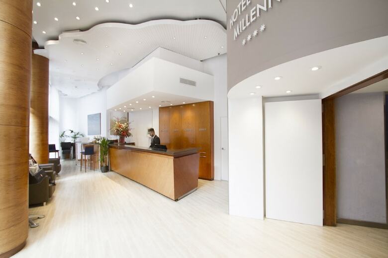 Hotel Dwo Garbi Millenni