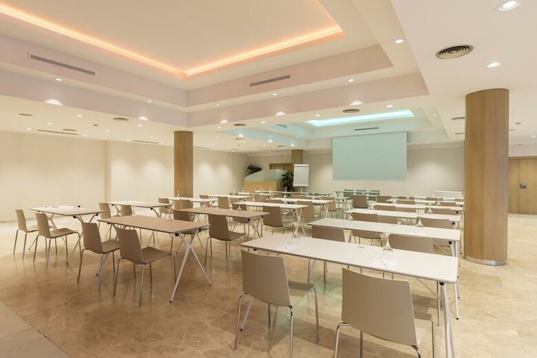 Catalonia Gran Hotel Verdi