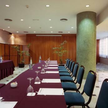 Hotel Catalonia Bristol