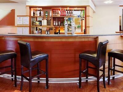 Hotel Express By Holiday Inn Cardiff Bay