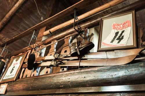 Hostal Bellevue Alm