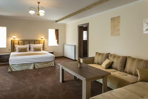Hotel Emmar