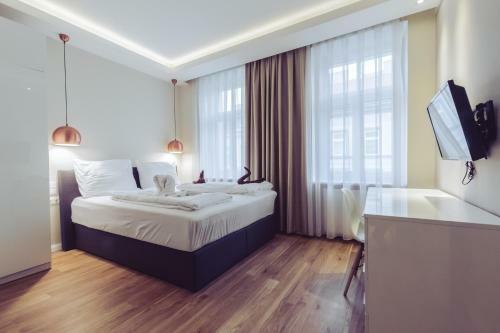 Aurellia Apartments