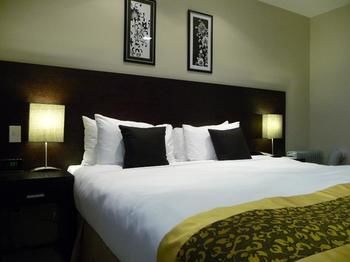 Auckland City Hotel ? Hobson Street