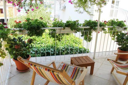 Hostal Mito Rooms And Apartments