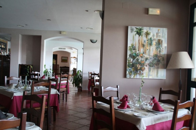 Hotel Arco De La Villa