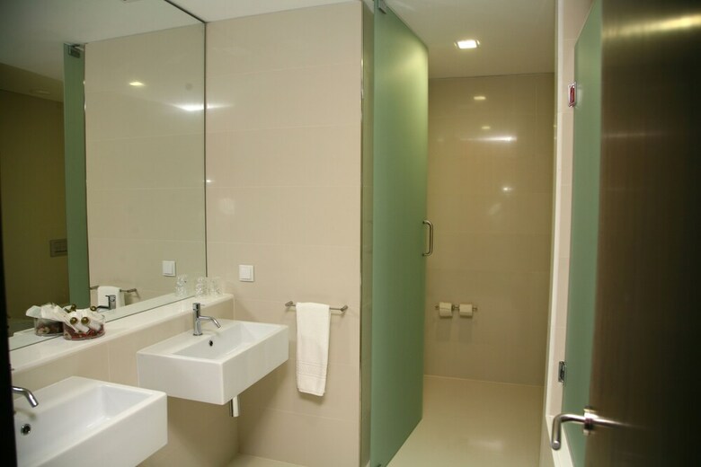 Axis Viana - Business And Spa Hotel