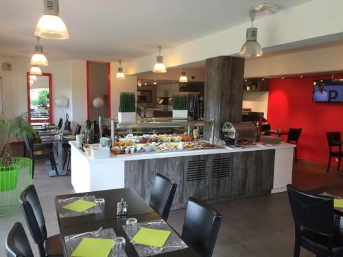 Best Hotel Rouen Est / Val De Reuil