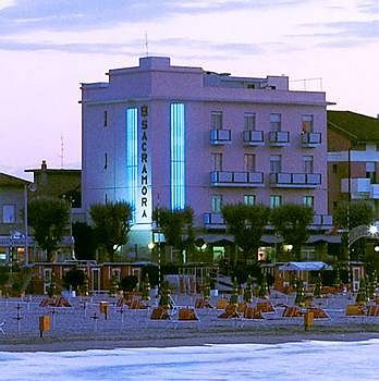 Hotel Sacramora