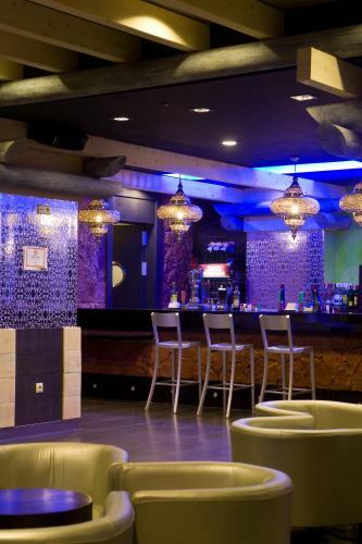 Holiday World Polynesia Hotel