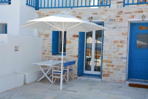 White Blue Houses & Apartments Paros