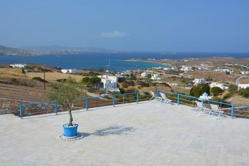 White Blue Houses & Apartments Paros
