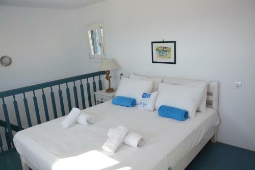White Blue Houses & Apartments Paros