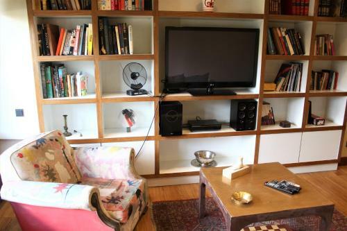 Elegant Apartment In Athens