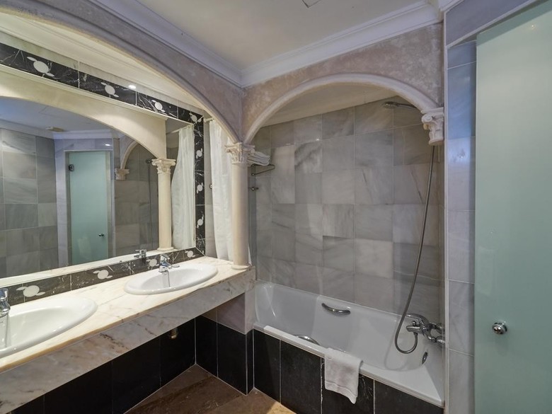 Hotel Petit Cala Fornells