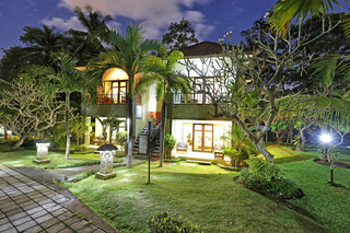 Hotel Bhanuswari Resort & Spa