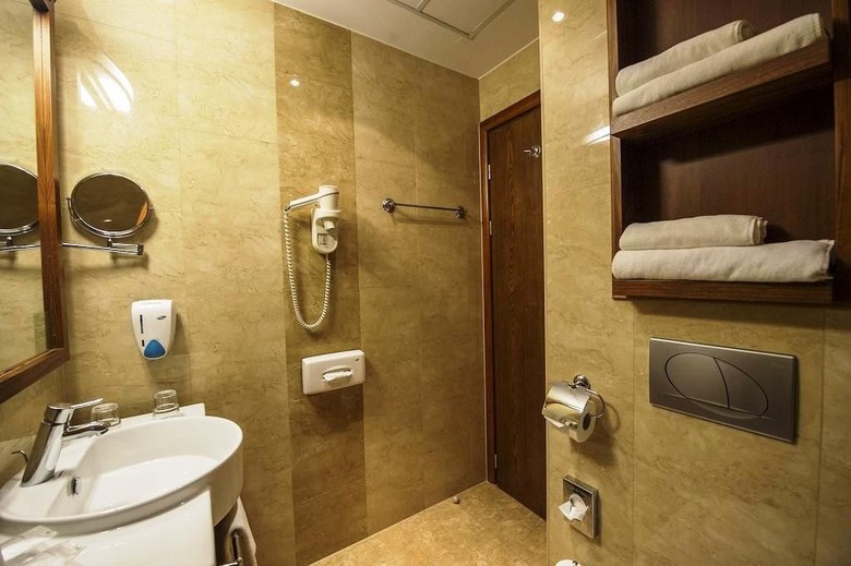 The Three Corners Hotel Bristol