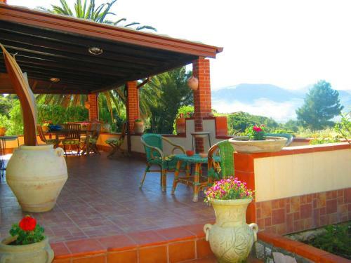 Villa Antonella Holiday House