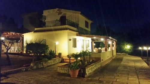 Villa Antonella Holiday House