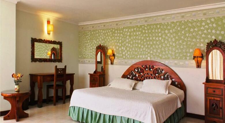 Hotel Sol Caribe Sea Flower