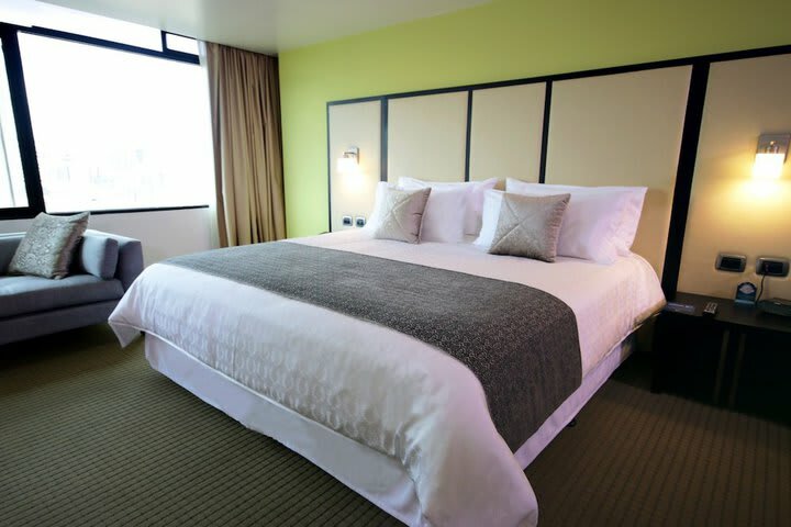 Hotel Howard Johnson La Carolina- Quito