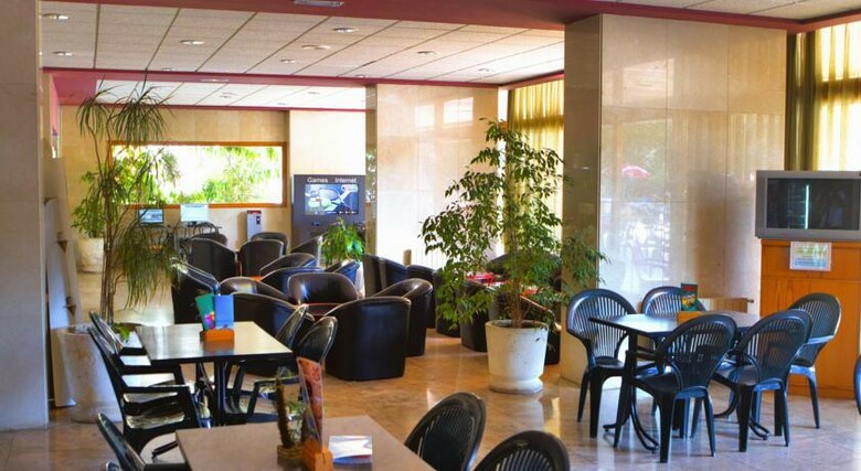 Aparthotel La Era Park