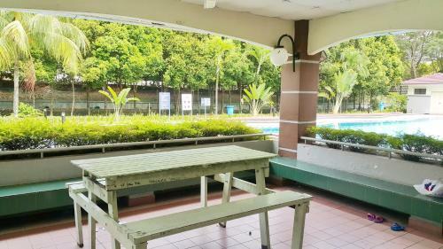 Apartamentos Serene-stay Kemuncak Shah Alam