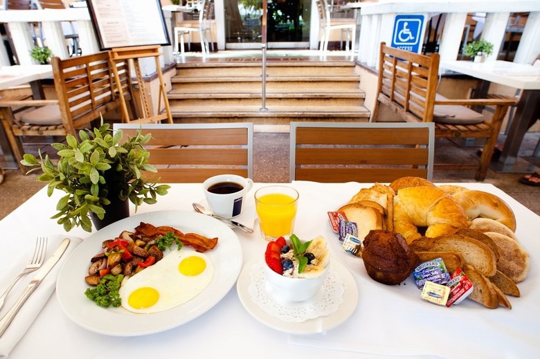 Hotel Room Mate Waldorf Towers