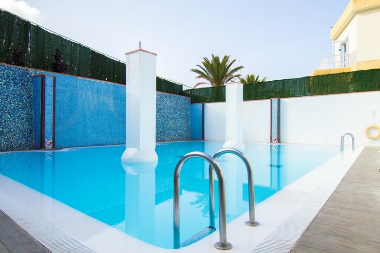 Hotel Checkin Bungalows Atlantida Los Cristianos Tenerife Atrapalo Com