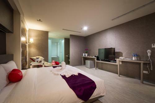 Posada Taipei Bridge Sparkle Hotel