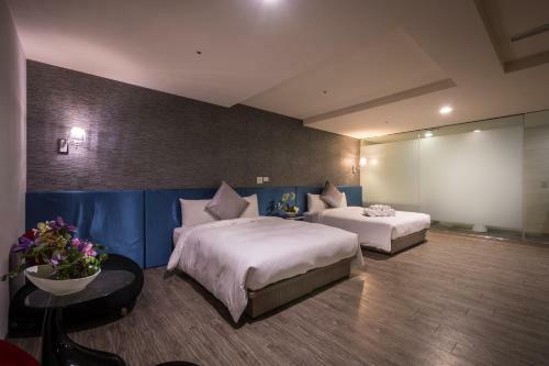 Posada Taipei Bridge Sparkle Hotel
