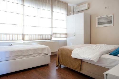 Aslan Apartments