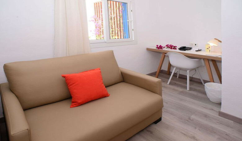 Hotel Cala Llenya Resort Ibiza