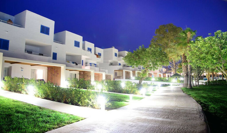 Hotel Cala Llenya Resort Ibiza